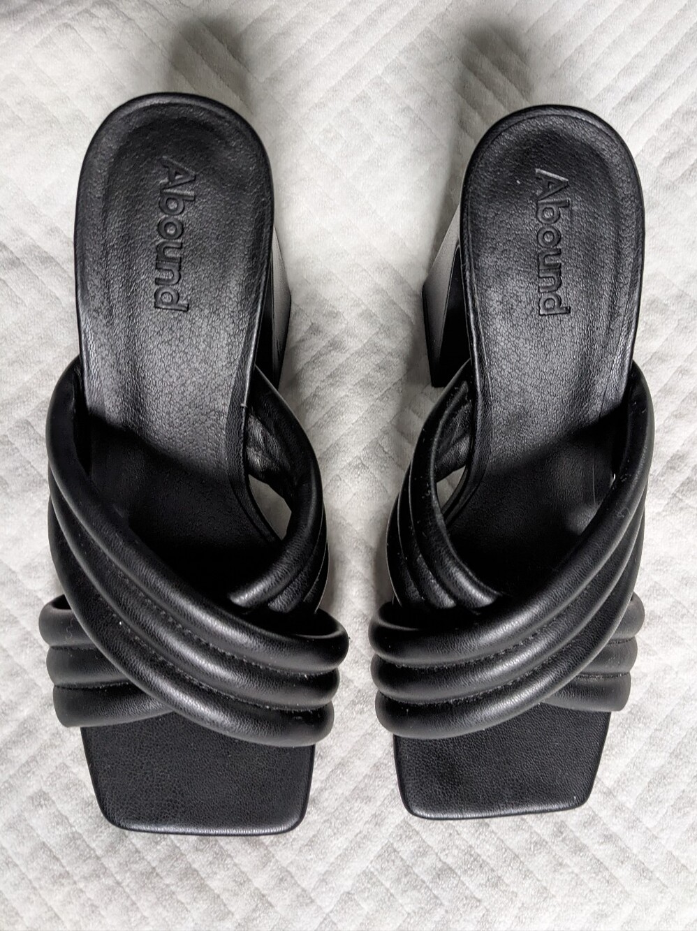 Abound Black Block Retro Heel Crossover Leather Strap Heels Sandals Sz 6.5 M